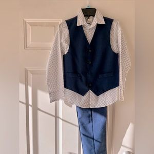 3 piece Navy blue Van Heusen size 8